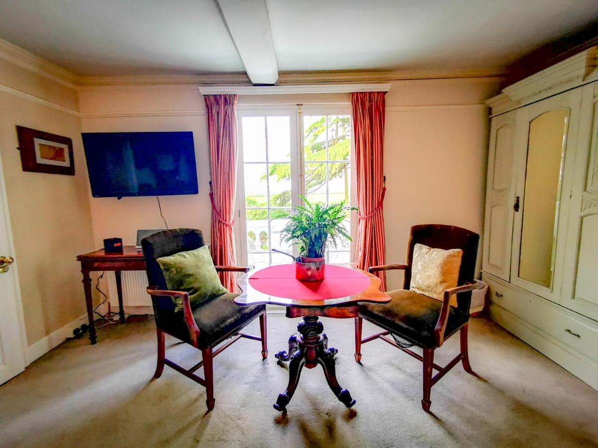 Cedar House Boutique 5* Burton (Dorset)